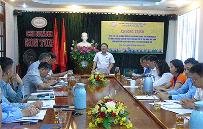 Đoàn ĐBQH tỉnh khảo sát tình hình thực hiện Nghị quyết 43 của Quốc hội tại Ngân hàng Nhà nước Chi nhánh tỉnh Kon Tum