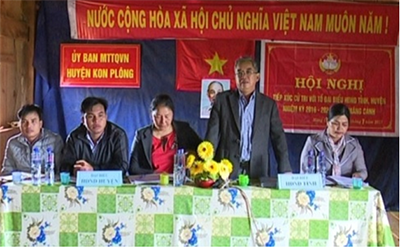 Bí thư Tỉnh ủy Nguyễn Văn Hùng tiếp xúc cử tri tại huyện Kon Plông