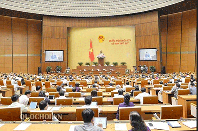 Hoạt động của Đoàn đại biểu Quốc hội tỉnh Kon Tum trong tuần  cuối của kỳ họp thứ 7 - Quốc hội khóa XIV