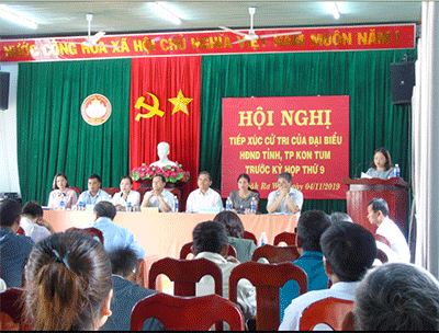 Phó Chủ tịch Thường trực HĐND tỉnh Kring Ba tiếp xúc cử tri sau Kỳ họp thứ 9 HĐND tỉnh Khóa XI