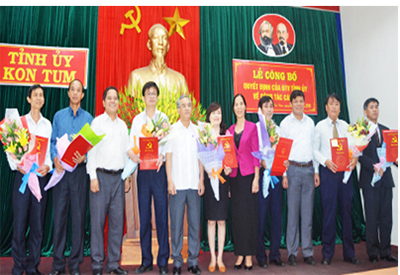 Bí thư Tỉnh ủy Nguyễn Văn Hùng dự Lễ và trao quyết định điều động, phân công, bổ nhiệm 07 cán bộ, công chức